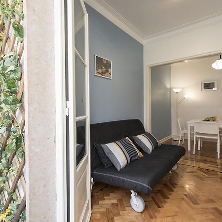 Apartamento Junto A Fonte Luminosa Lisbon Exterior photo