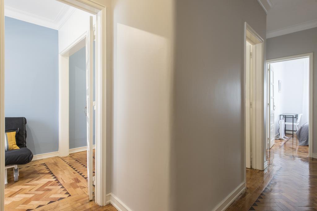 Apartamento Junto A Fonte Luminosa Lisbon Exterior photo